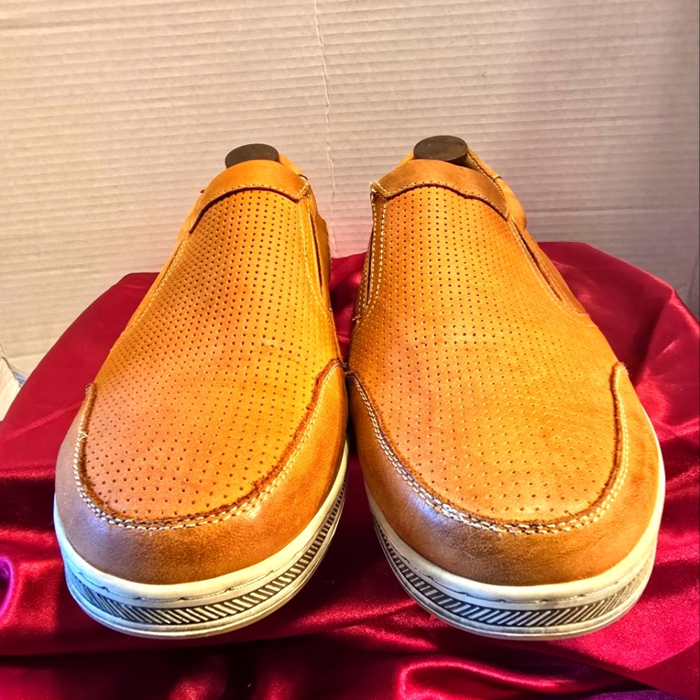 .PROPET MEN'S LEATHER LOGAN TAN CAMEL SLIP-ON COMFORT STYLE SIZE 10.5